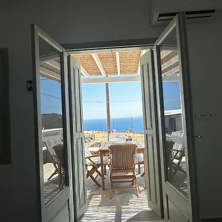 Psaraki House * Serifos Town