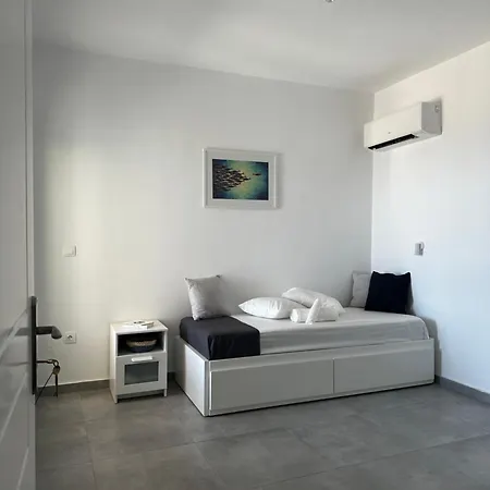 Psaraki House Lägenhet
