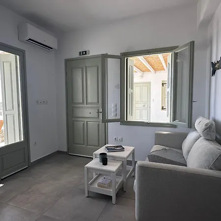 Lägenhet Psaraki House Serifos Town