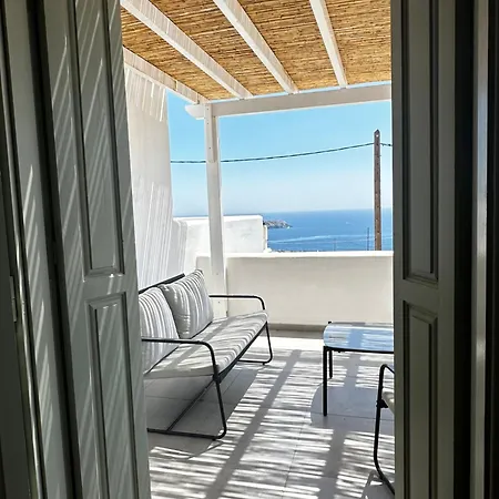 Psaraki House * Serifos Town